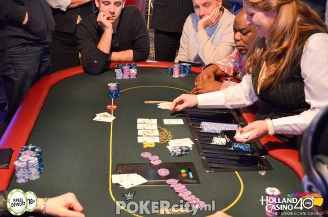 De river die de bubble deed barsten | 2017/04 - Enschede Poker Series - €500 NLHE Main Event Single Re-entry 